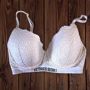 Victoria’s Secret White Lace T-Shirt Lightly Lined Underwire Demi Bra 32DD
